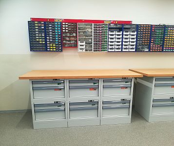 Drawer cabinets